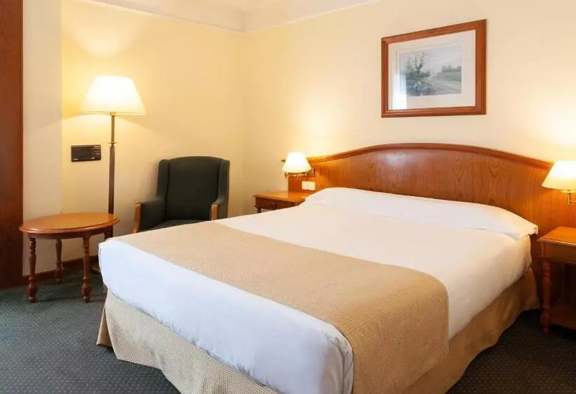 Chambre Standard, Hoyuela
