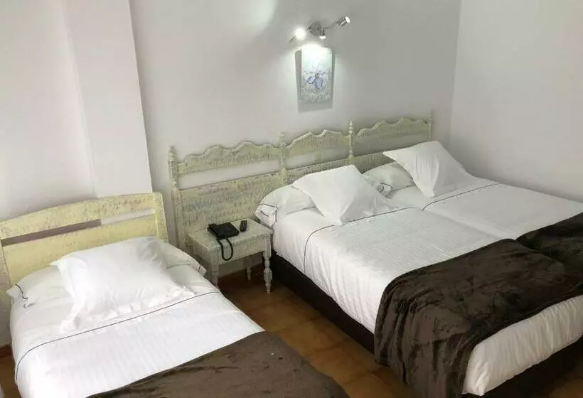 Standard Triple Room, Las Rocas De Isla