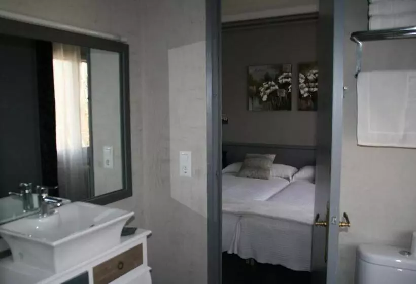 Standard Triple Room, L'ast