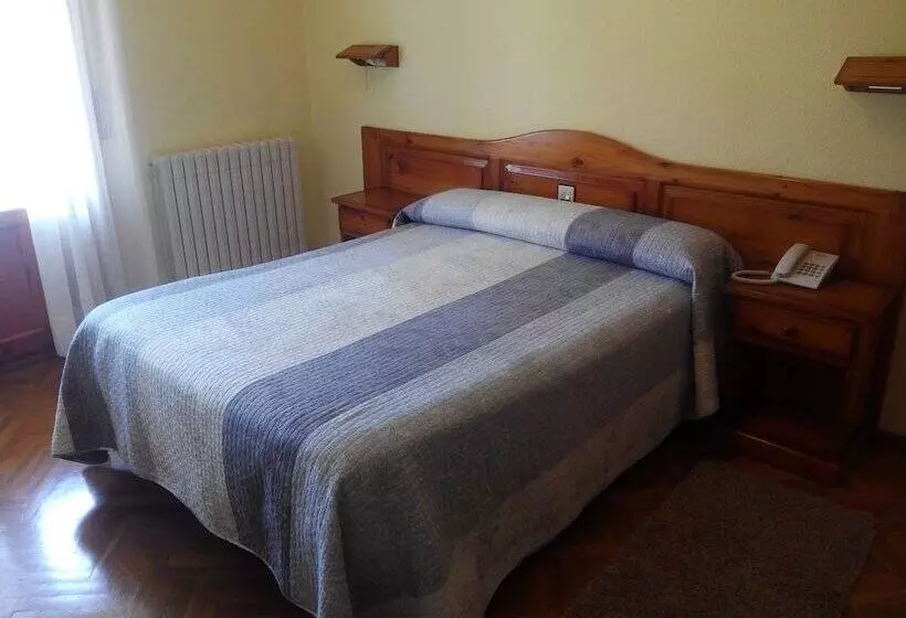 Chambre Standard, Lo Foraton