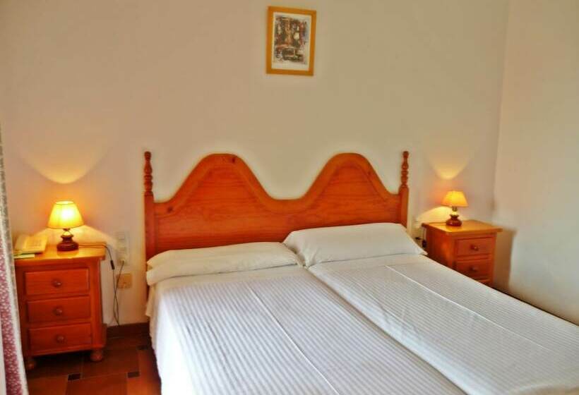 غرفة قياسية فردية, María Luisa