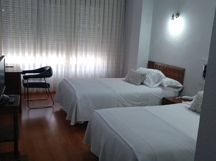 اتاق استاندارد, Marques De Santillana