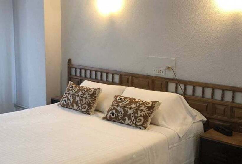 اتاق استاندارد, Marques De Santillana