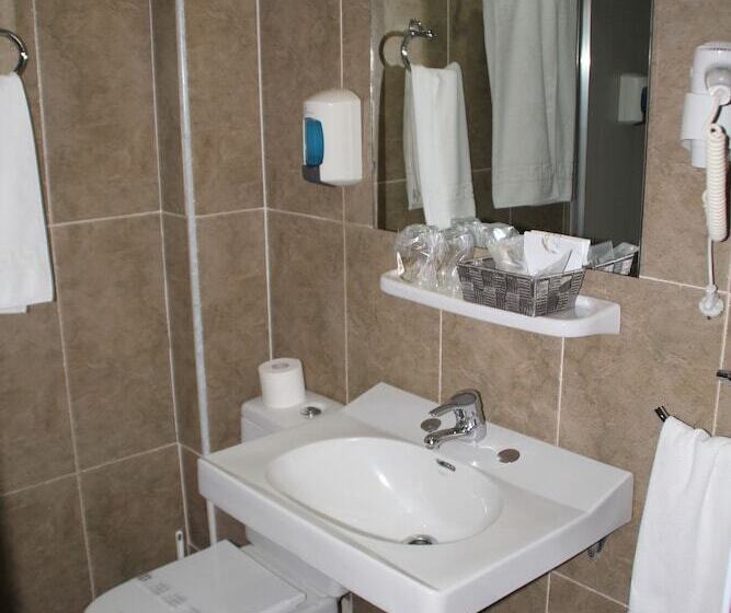 اتاق استاندارد, Marques De Santillana