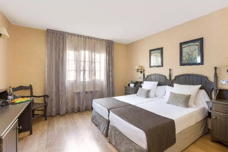 اتاق استاندارد تودرتو, Melia Sierra Nevada