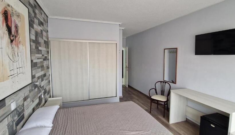 ダブルベッドスタンダードルーム, Montemar