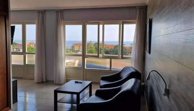 Camera Familiare Vista Mare, Montemar