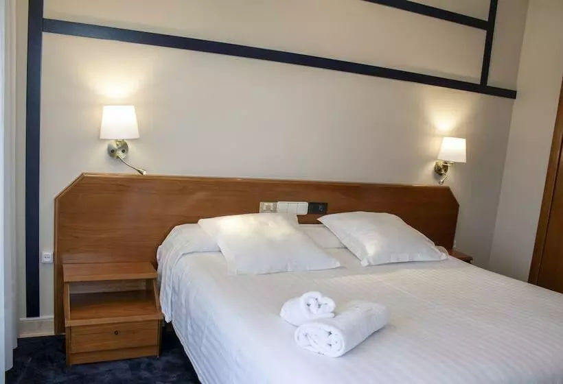Chambre Standard avec Balcon, Olimpo