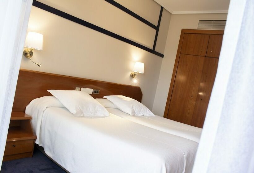 חדר סטנדרט עם מרפסת, Olimpo