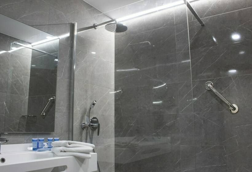 חדר סטנדרט עם מרפסת, Olimpo