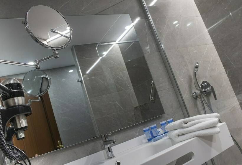 חדר סטנדרט עם מרפסת, Olimpo