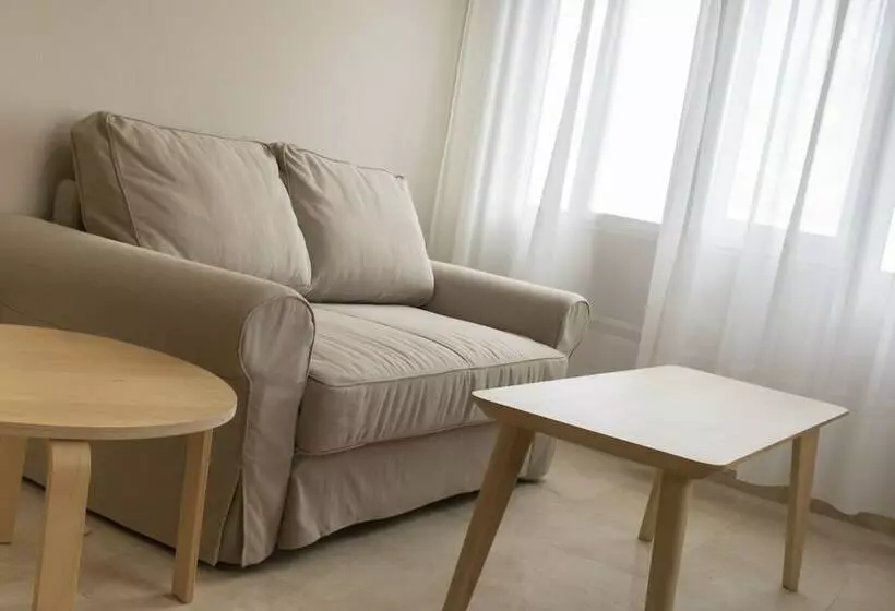Chambre Familiale, Olimpo