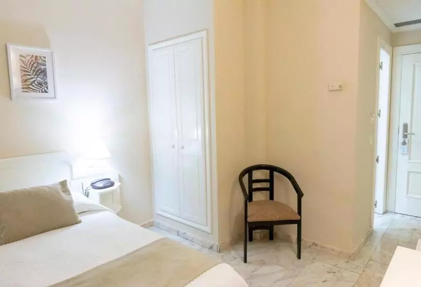 Habitación Estàndard Individual, Ramomar