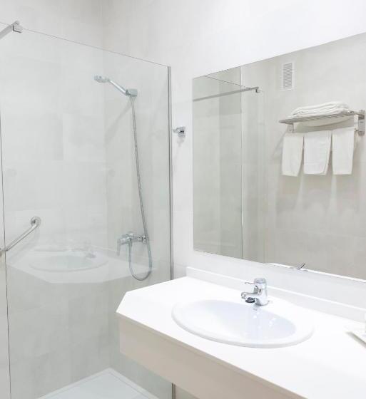 غرفة قياسية, Ramomar