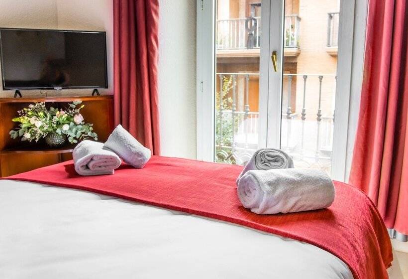 اتاق استاندارد, Reina Cristina