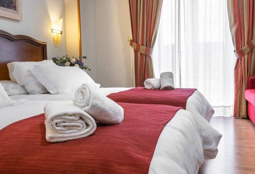 اتاق استاندارد, Reina Cristina