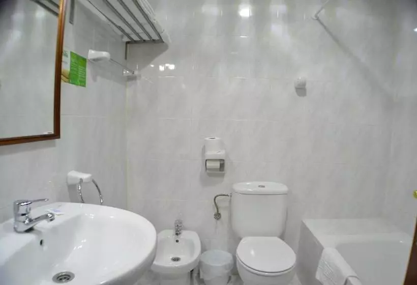 Standard-huone, Salldemar