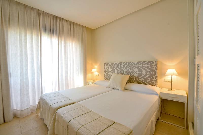 غرفة قياسية, Saray