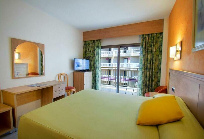 غرفة قياسية, Servigroup Papa Luna