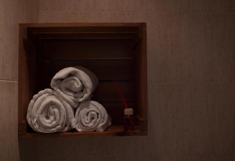 패밀리 룸, Sur Utopia