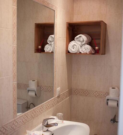 디럭스 룸, Sur Utopia