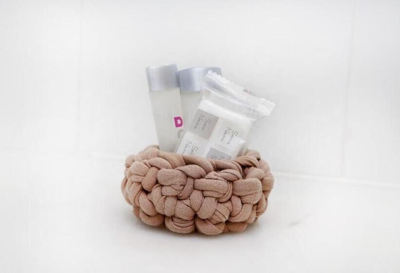 Номер Стандарт, Ubaldo