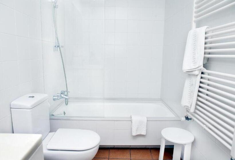 Номер Стандарт Внутренний, Ubaldo