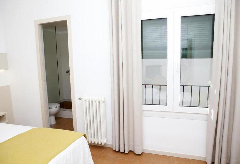 Номер Стандарт Внутренний, Ubaldo