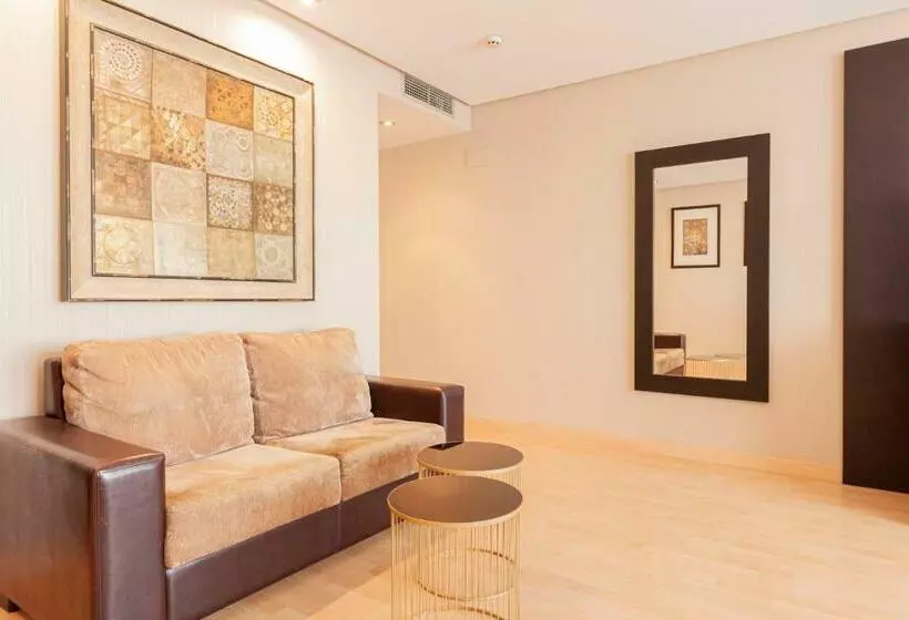 Suite, Oh Nice Ulises Ceuta