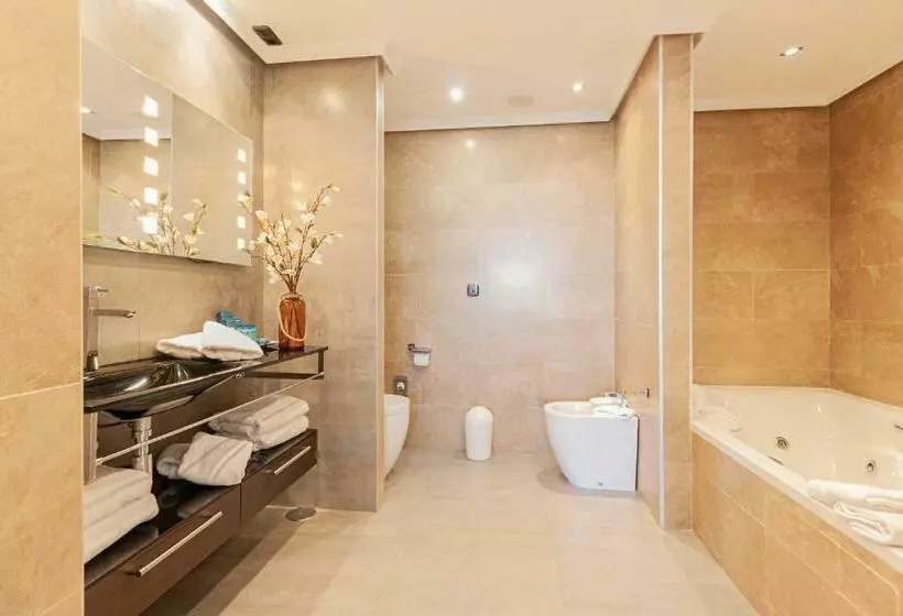 Presidentiële Suite, Oh Nice Ulises Ceuta