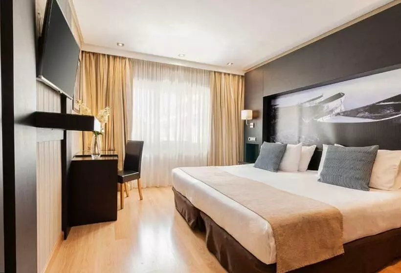 Premium Kamer, Oh Nice Ulises Ceuta