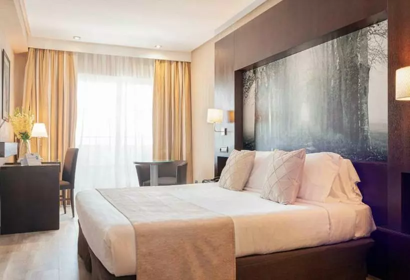 Premium Kamer, Oh Nice Ulises Ceuta