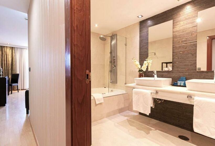 سوییت سوپریور, Oh Nice Ulises Ceuta