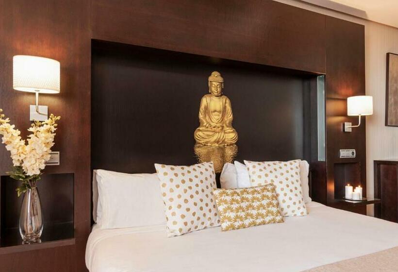 سوییت سوپریور, Oh Nice Ulises Ceuta