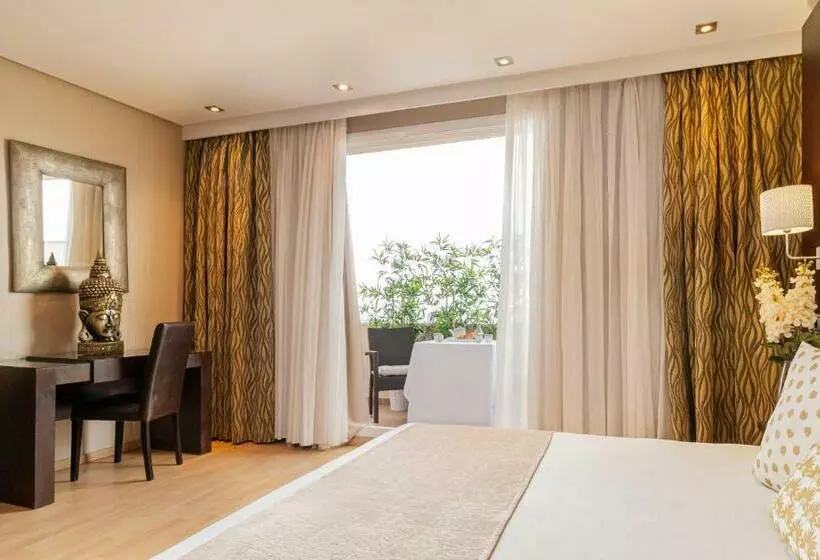 Superior Suite, Oh Nice Ulises Ceuta