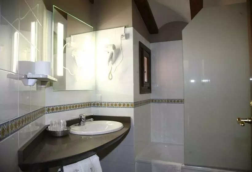 Standardzimmer mit Terrasse, Villa De Alquézar