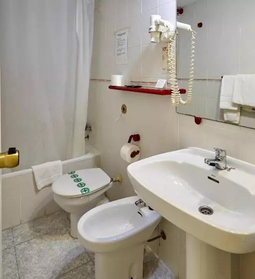 Standard-huone, Zaymar
