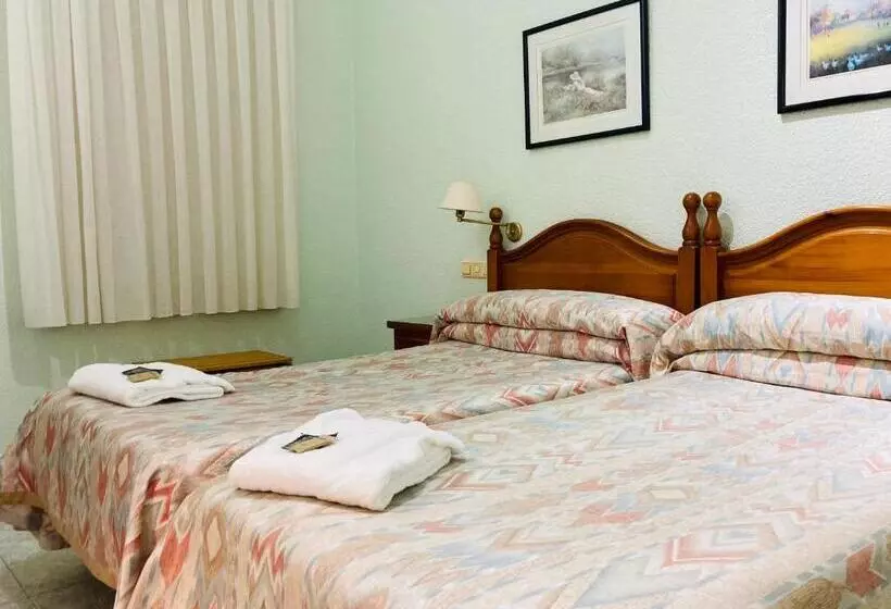 Standard-huone, Zaymar