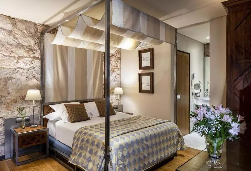 Habitación Superior, Parador De Alarcon