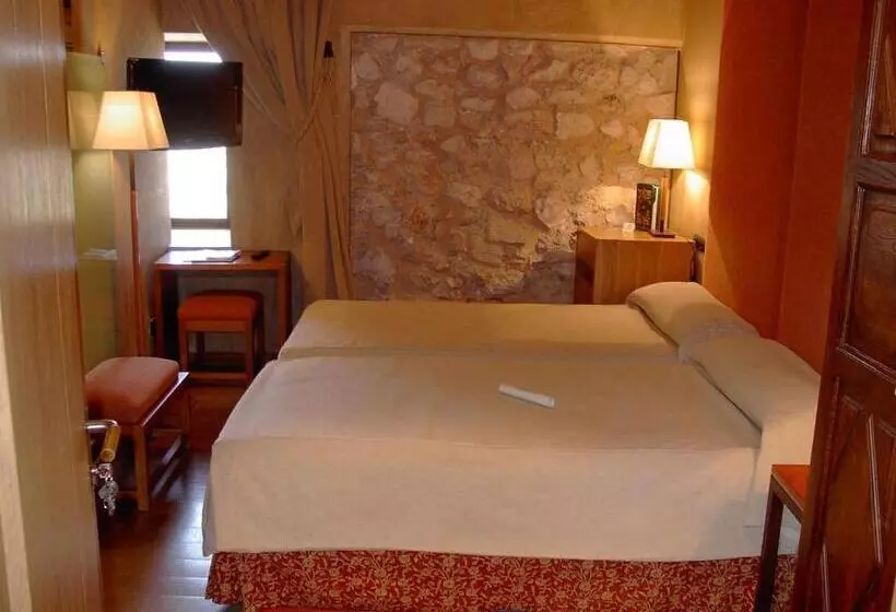 Habitación Estándar, Parador De Alarcon