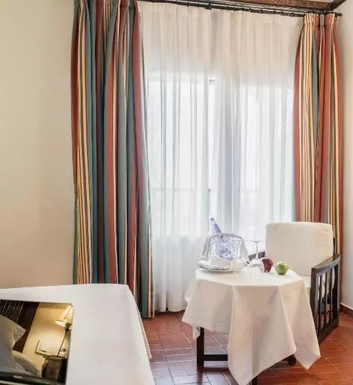 スタンダードルーム, Parador De Manzanares