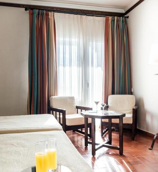 Номер Стандарт, Parador De Manzanares