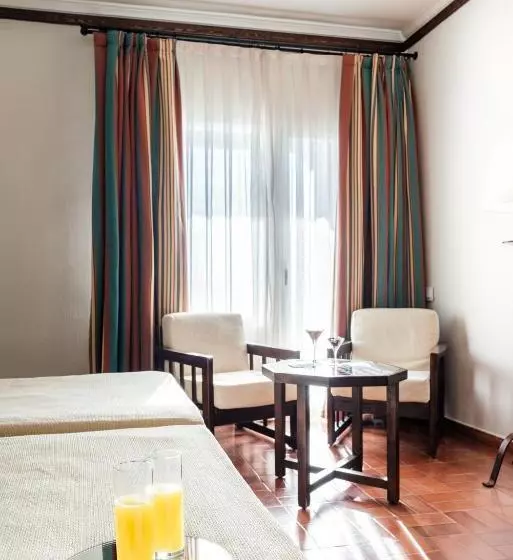 スタンダードルーム, Parador De Manzanares