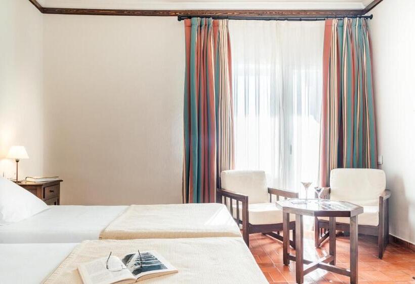 غرفة قياسية, Parador De Manzanares