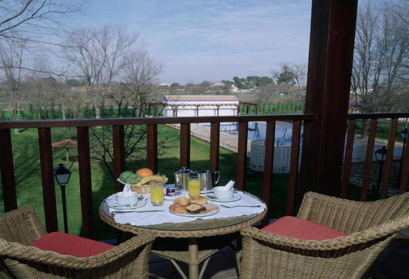 Номер Стандарт, Parador De Manzanares