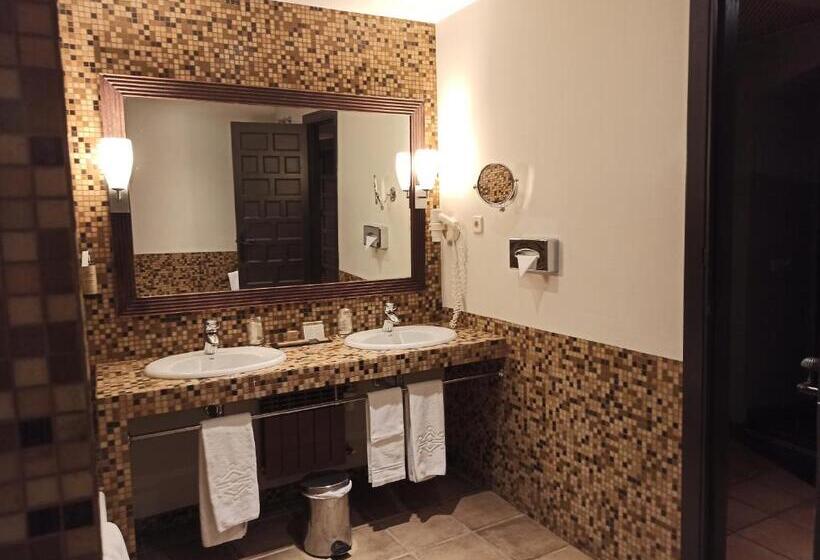 스탠다드 룸, Parador De Trujillo