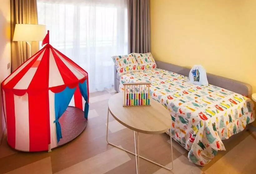 اتاق خانوادگی, Abora Continental by Lopesan Hotels