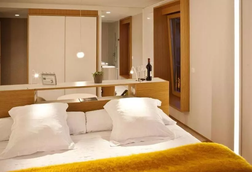 سوییت جونیور, Echaurren Relais & Châteaux