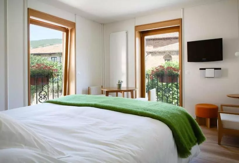 سوییت جونیور, Echaurren Relais & Châteaux