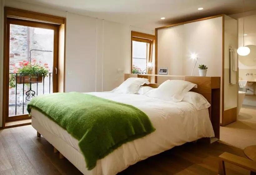 سوییت لوکس, Echaurren Relais & Châteaux